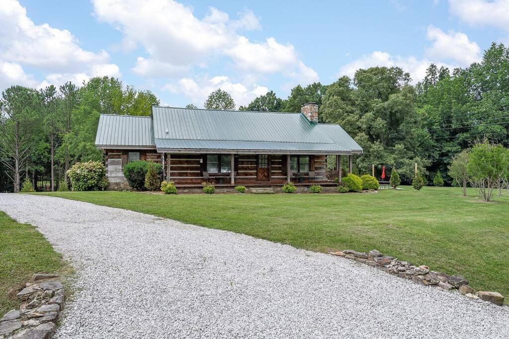 Rustic Cabin, Dock, Firepit, Kayaks & Games Winchester ภายนอก รูปภาพ